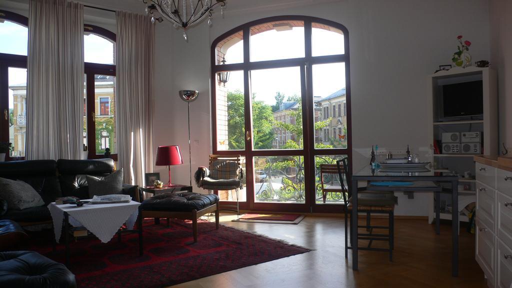 Ferienwohnung Villa Fiedler Дрезден Стая снимка
