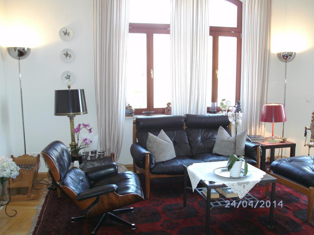 Ferienwohnung Villa Fiedler Дрезден Стая снимка