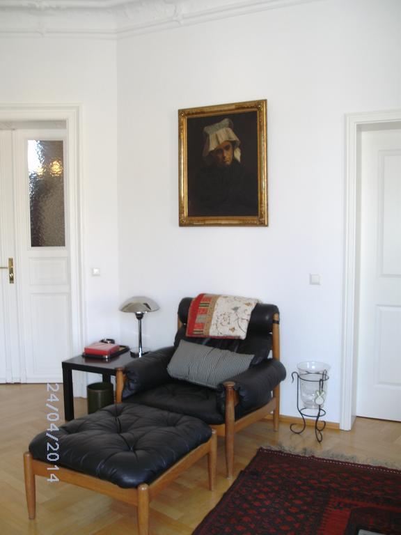 Ferienwohnung Villa Fiedler Дрезден Стая снимка