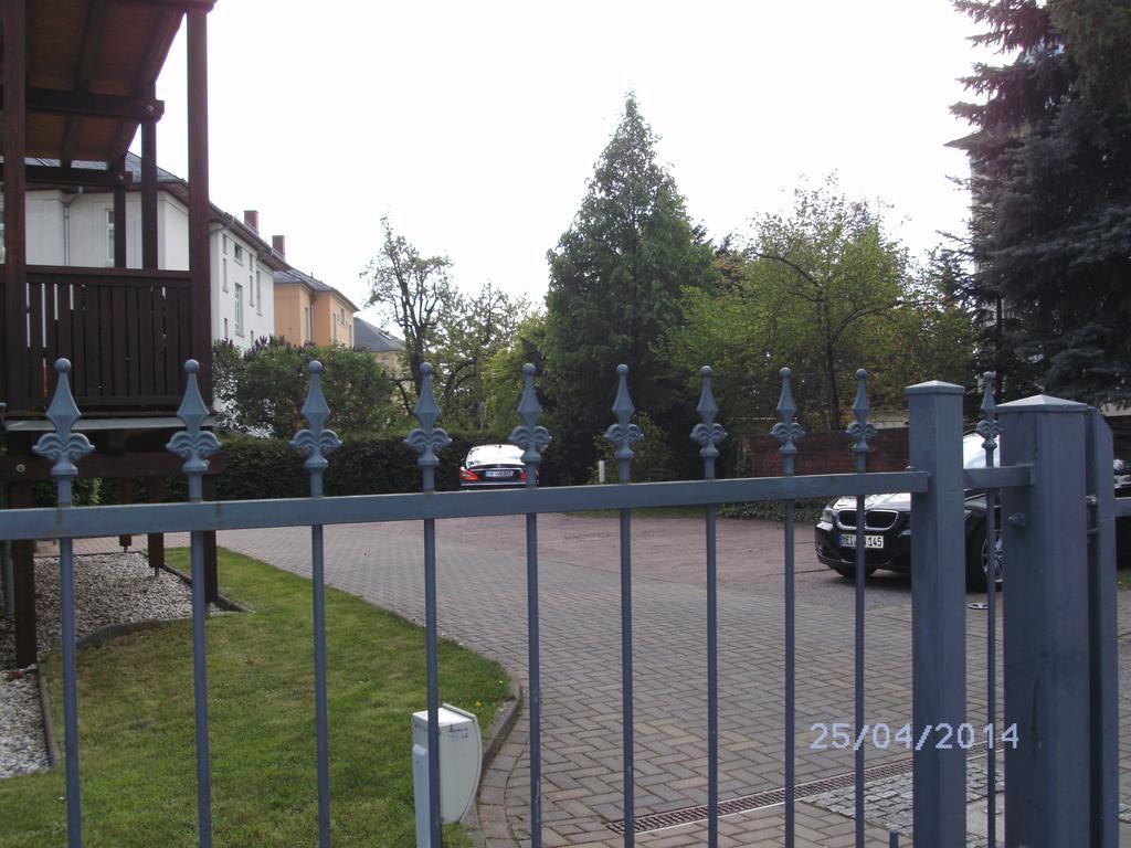 Ferienwohnung Villa Fiedler Дрезден Стая снимка